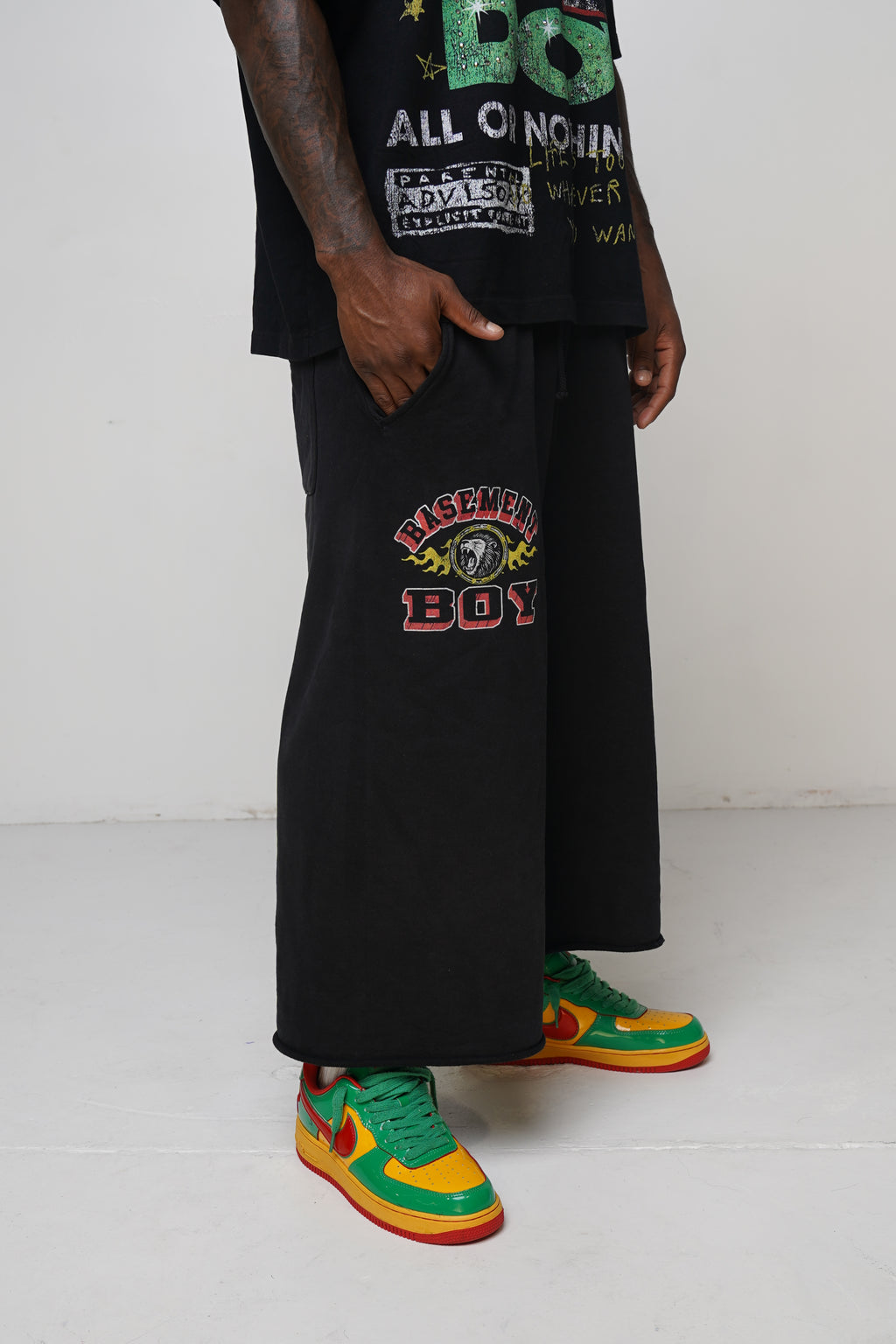 Raging Lion Shorts